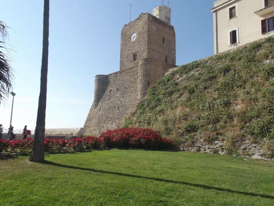 Bed and Breakfast Le Stanze Di Botticelli Termoli Zewnętrze zdjęcie
